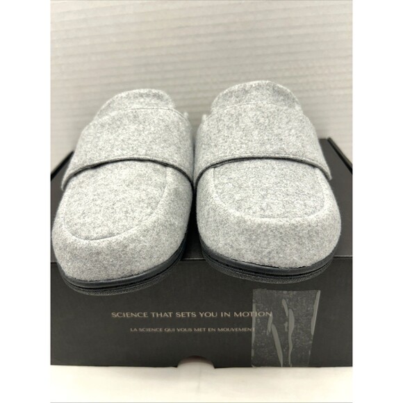 Vionic Gemma II Womens Slipper Mule Clog Light Grey Flannel Size 5 New in Box - Picture 6 of 8
